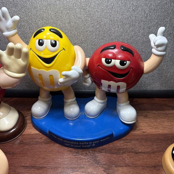 Lot Of 5 Vintage 90’s M&M Candy Dispensers-Baseball, Football, Basketball, Etc. - Picture 5 of 11